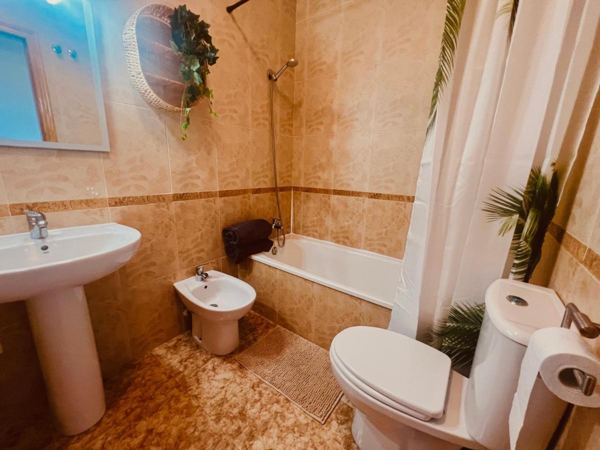 Casa Flania, Seaview, 2-Bedroom, 2-Bathroom Alicante Bagian luar foto